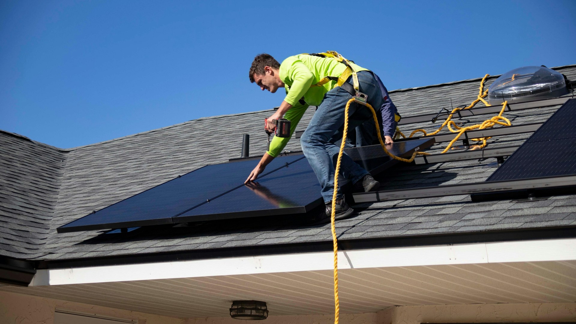Instalación de paneles solares empresariales